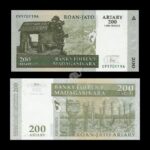 Madagascar 200 Ariary 2004 P-87c UNC